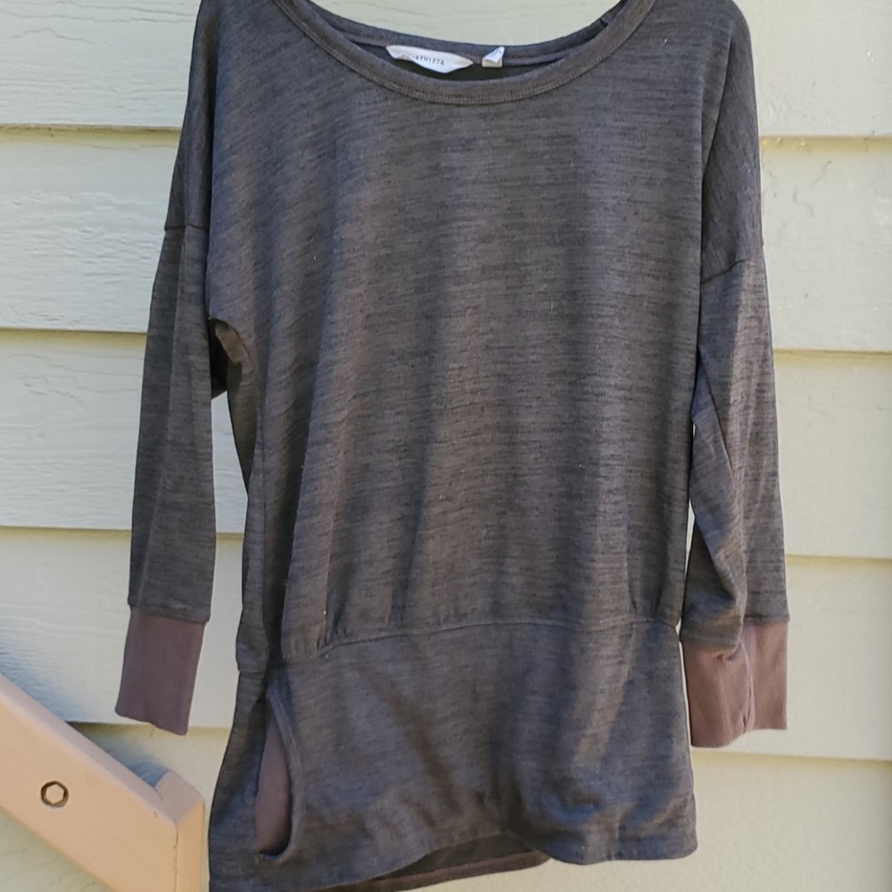 Athleta 3/4 Sleeve top